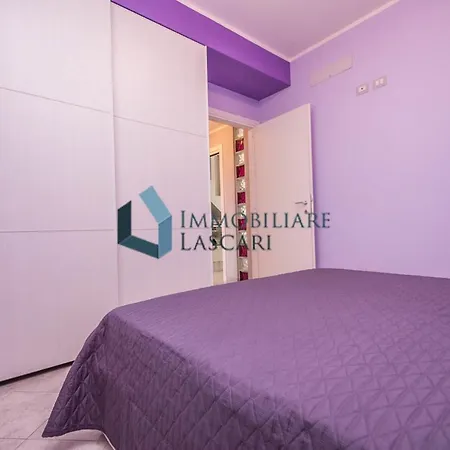 Semesterbostad Luana, A Pochi Passi Dal Mare *